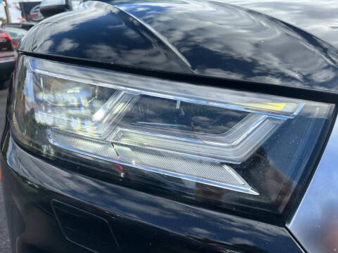 2018 Audi SQ5 3.0T quattro Premium Plus