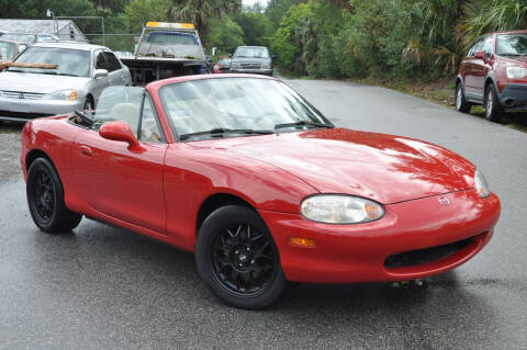 1999 Mazda MX-5 Miata for sale at Elite Motorcar, LLC in Deland FL