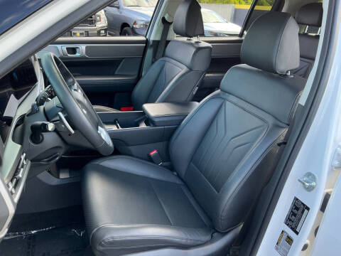 2025 Hyundai Santa Fe SEL