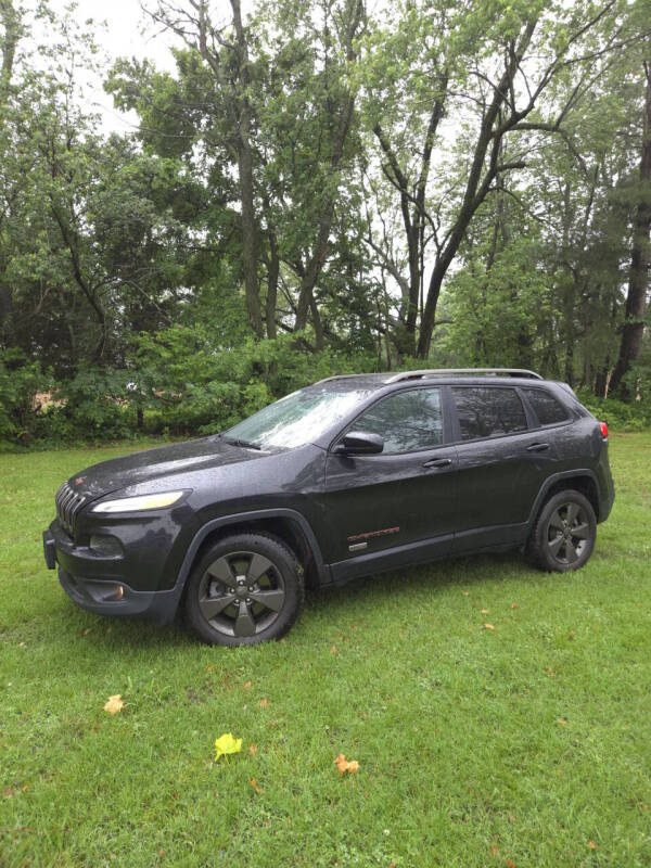 Image 8 of 2016 Jeep Cherokee Latitude 75th Anniversary