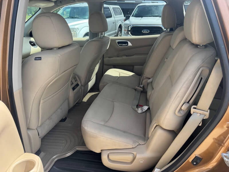 2017 Nissan Pathfinder S