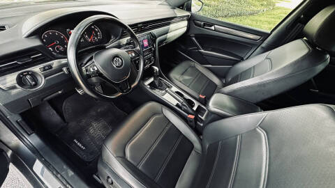 2021 Volkswagen Passat R-Line