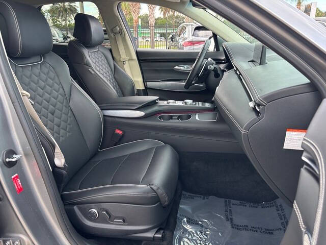 2023 Genesis Electrified GV70