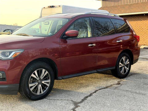 2017 Nissan Pathfinder SV