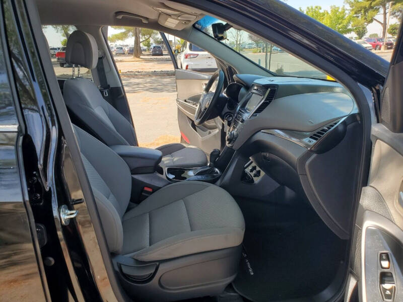 2019 Hyundai Santa Fe XL SE