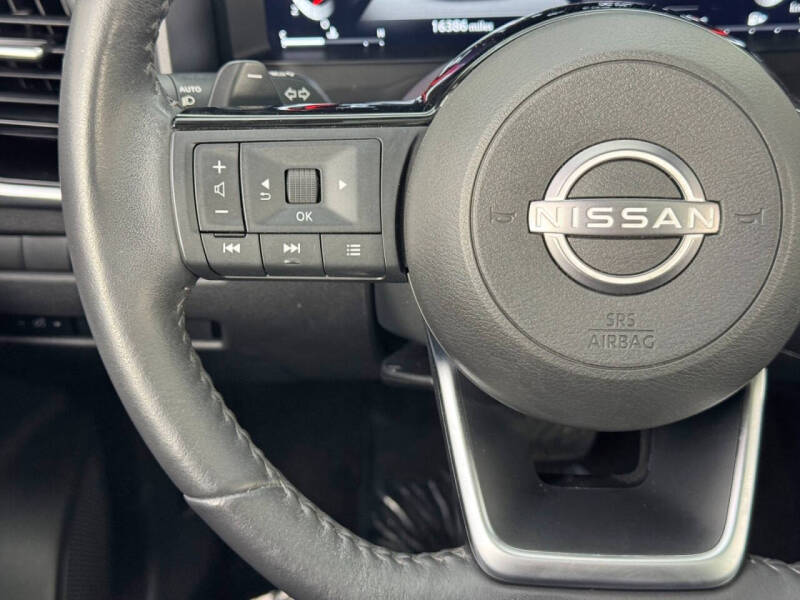 2024 Nissan Rogue SL