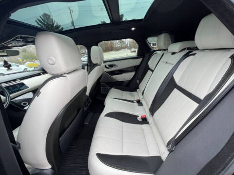 2018 Land Rover Range Rover Velar P250 R-Dynamic SE