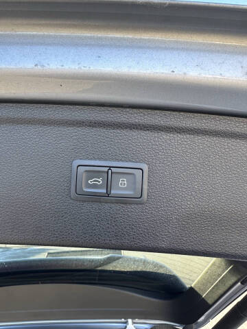 2019 Audi SQ5 3.0T quattro Prestige