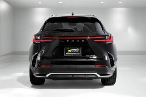 2022 Lexus NX 450h+ F SPORT Handling