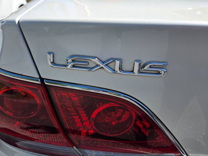 2005 Lexus ES 330