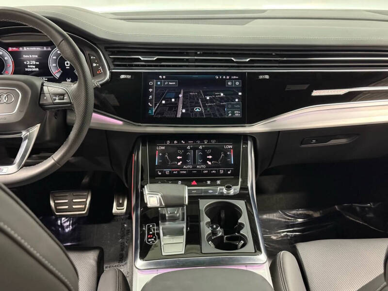 2024 Audi Q7 quattro Prestige 55 TFSI