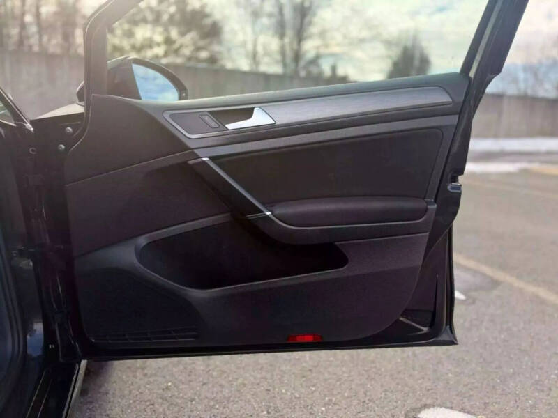 2019 Volkswagen Golf SportWagen 1.8T S 4Motion