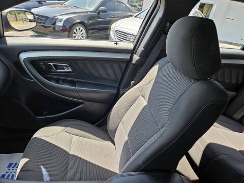 2019 Ford Taurus SEL