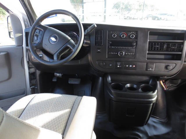 2016 Chevrolet Express LT 2500
