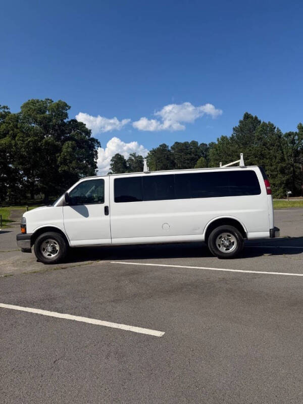 2017 Chevrolet Express LT 3500