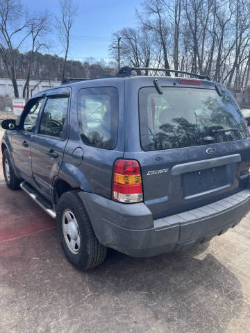 2005 Ford Escape XLS