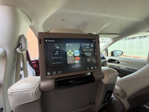2021 Chrysler Pacifica Touring L