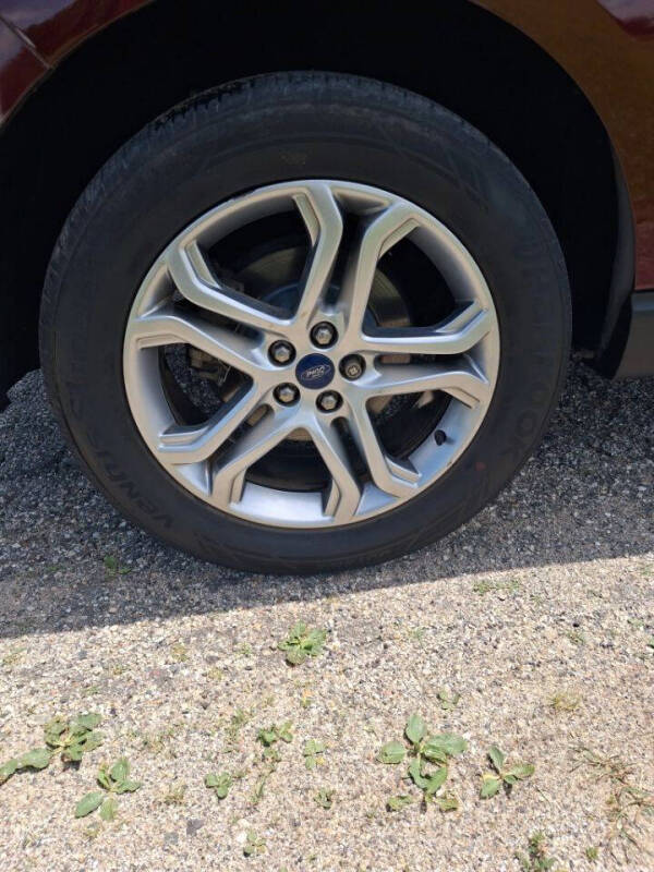 2017 Ford Edge Titanium