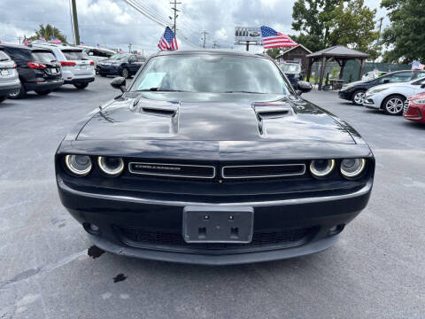 2015 Dodge Challenger SXT Plus