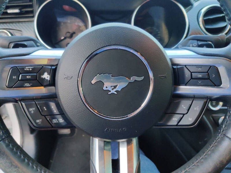 2020 Ford Mustang EcoBoost