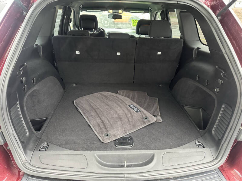 2016 Jeep Grand Cherokee Laredo E