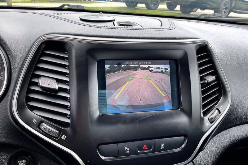 2021 Jeep Cherokee Altitude