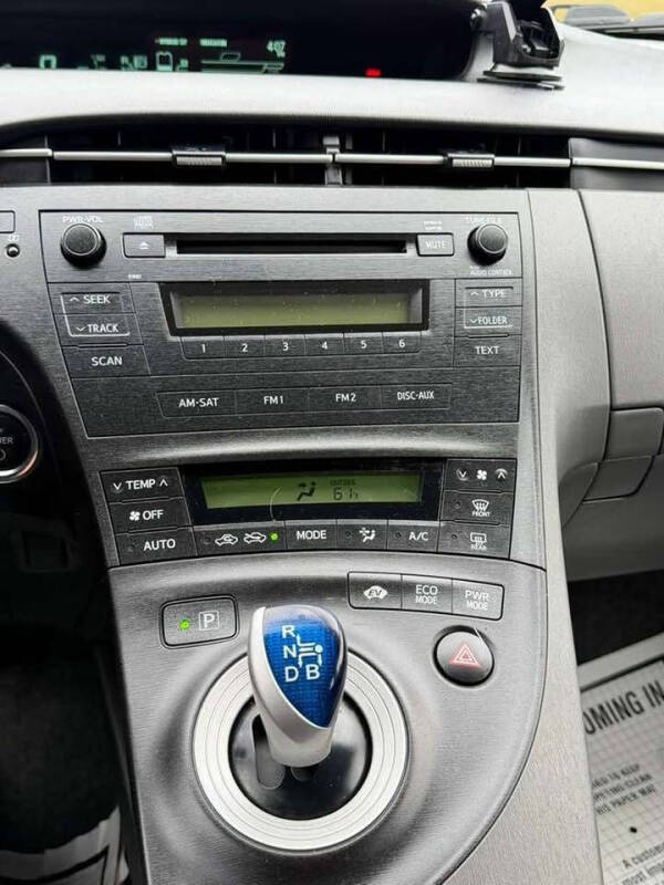 2011 Toyota Prius Two