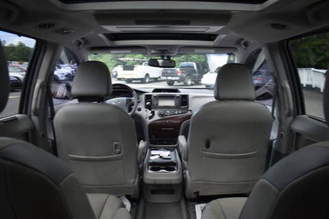 2013 Toyota Sienna