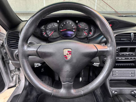 2004 Porsche 911 Carrera 4S
