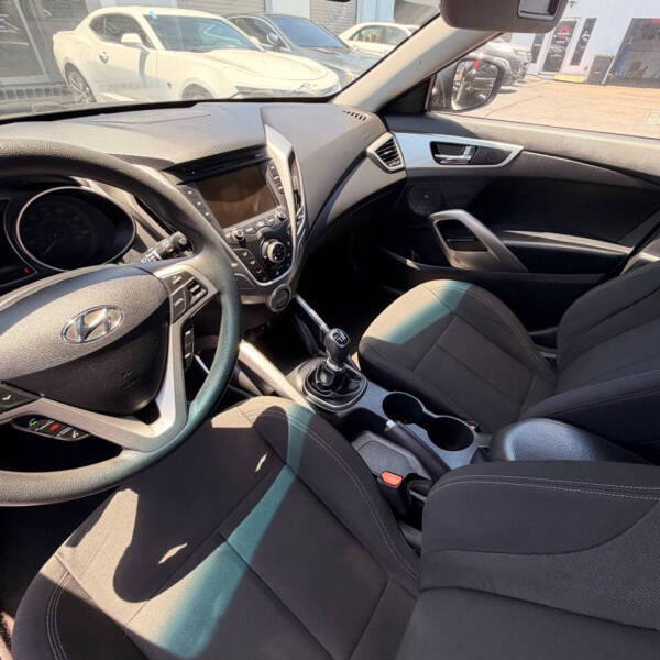 2016 Hyundai Veloster