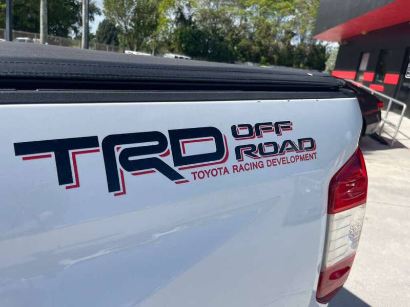 2015 Toyota Tundra SR5