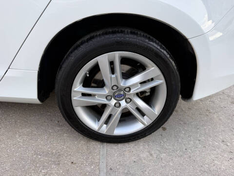 2014 Volvo S60 T5 Premier