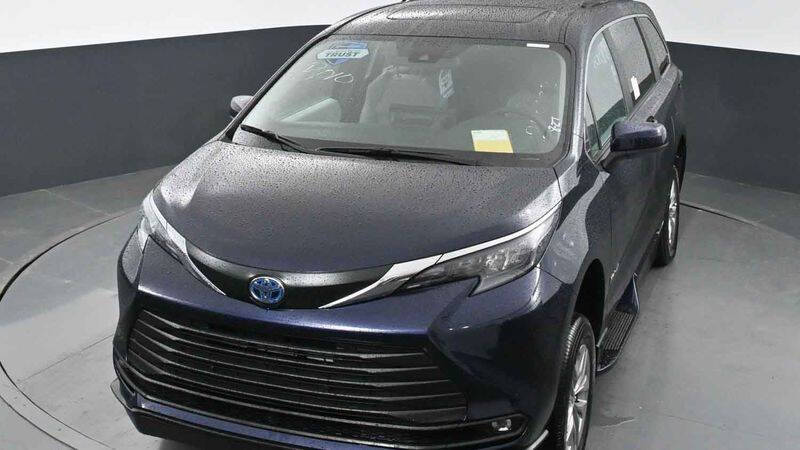 2025 Toyota Sienna