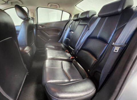 2018 Mazda MAZDA3 Touring