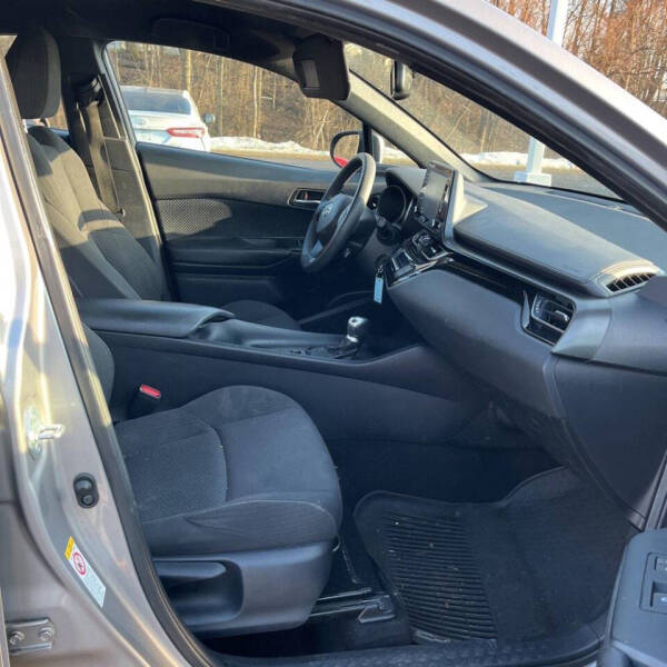 2019 Toyota C-HR LE