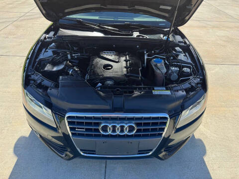 2011 Audi A5 2.0T quattro Prestige