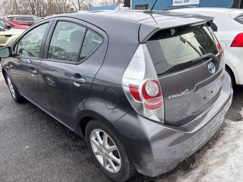 2013 Toyota Prius c Two