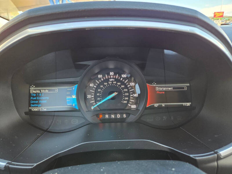 2017 Ford Edge Titanium