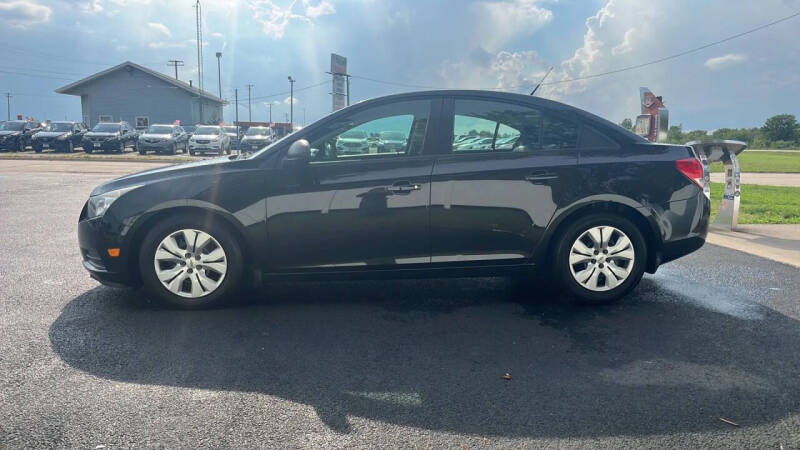 2013 Chevrolet Cruze LS Auto