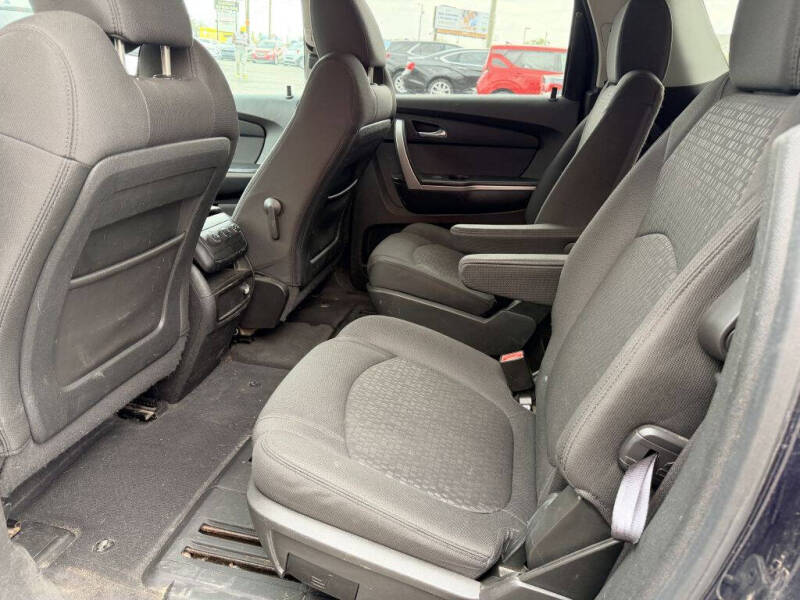2011 GMC Acadia SLE