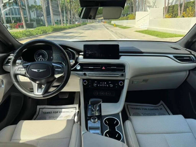 2025 Genesis G70