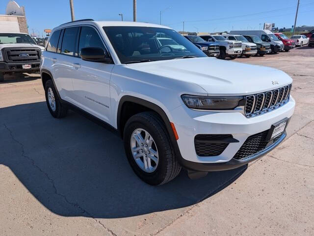 2024 Jeep Grand Cherokee Laredo