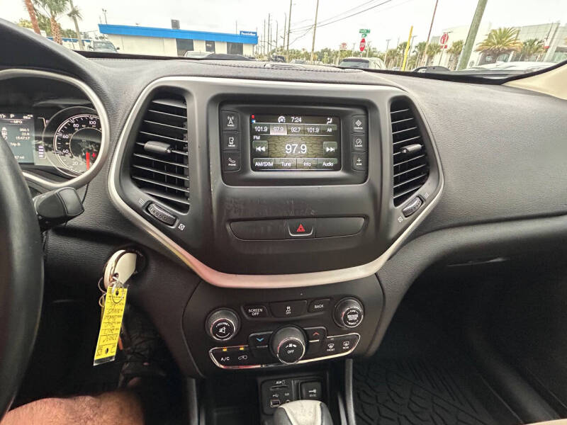 2017 Jeep Cherokee Latitude