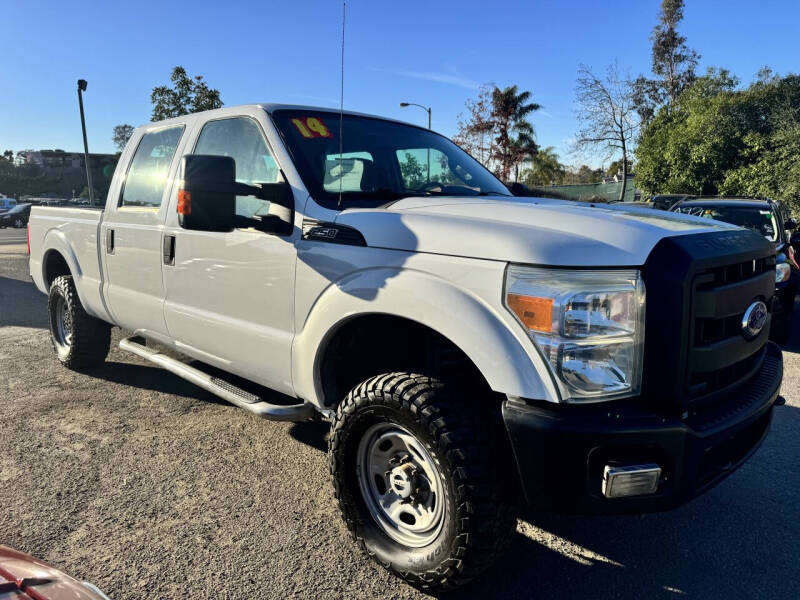 2014 Ford F-250 Super Duty XL's photo