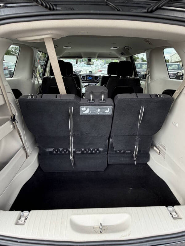 2018 Chrysler Pacifica Touring Plus