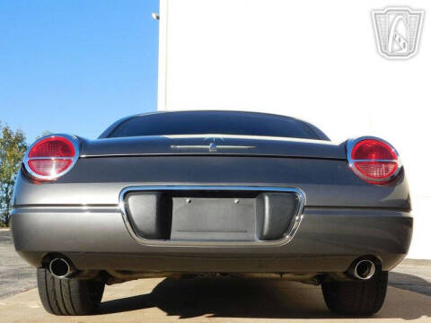2003 Ford Thunderbird