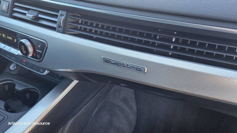 2017 Audi A4 2.0T quattro Prestige