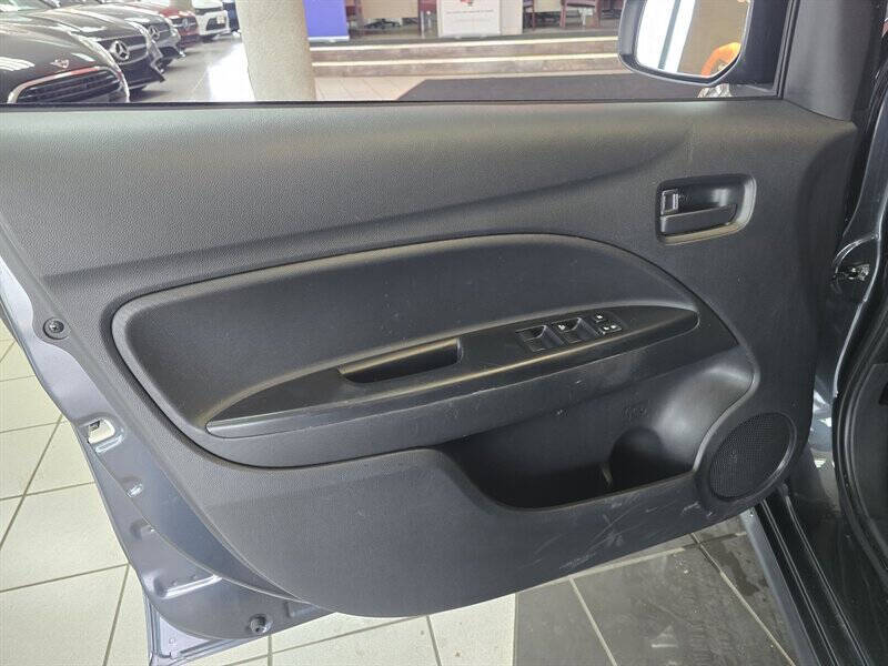 2024 Mitsubishi Mirage ES