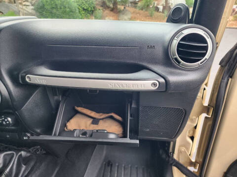 2011 Jeep Wrangler Sahara