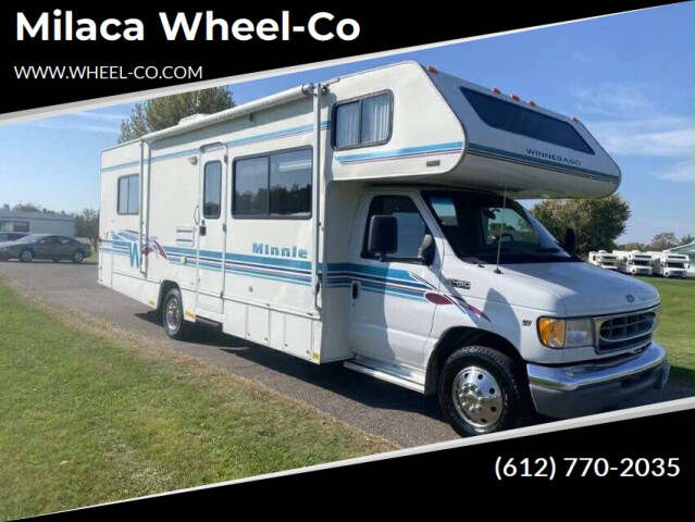 2000 Ford Econoline's photo